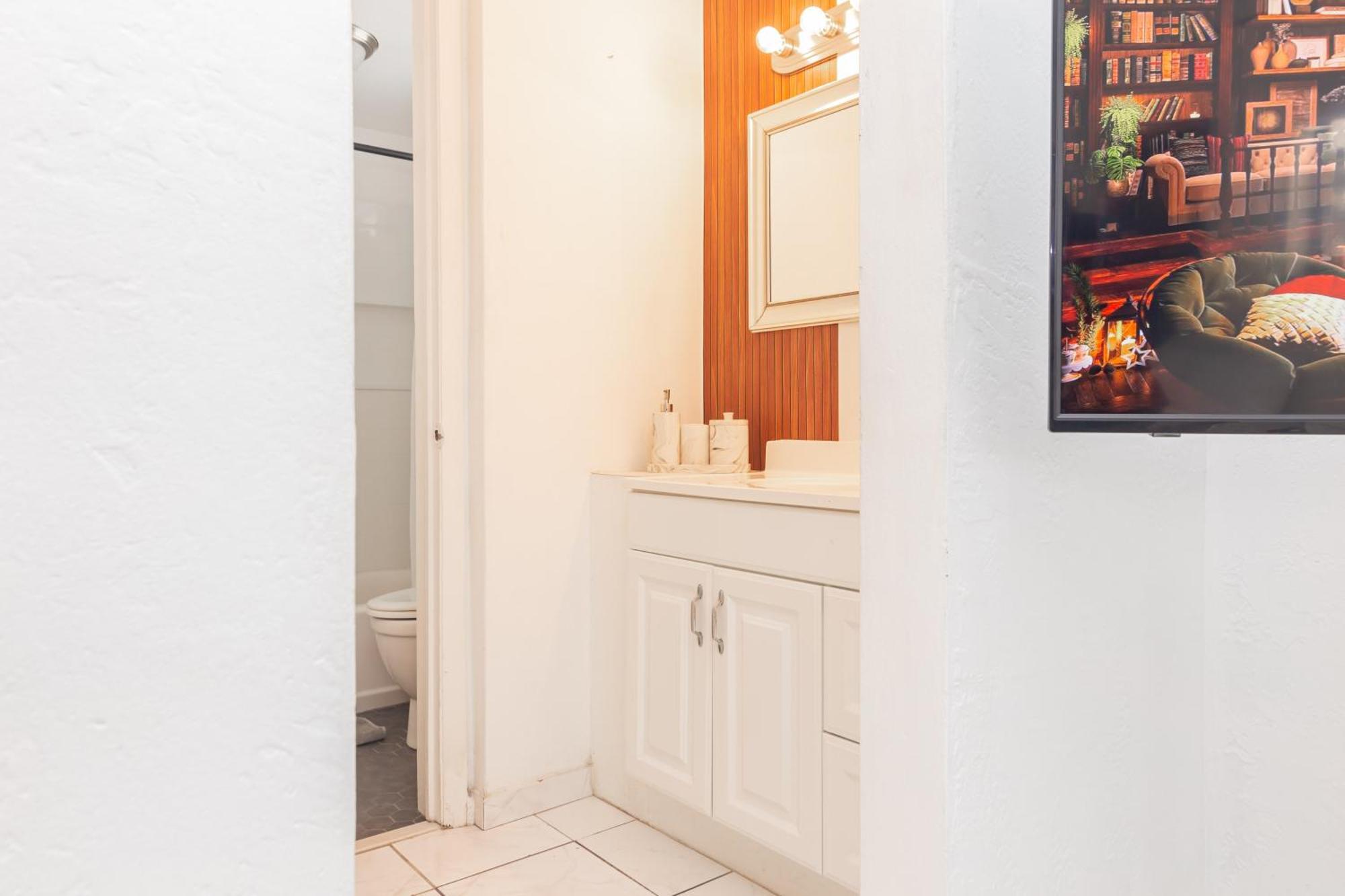 One Bedroom Apartment - With Parking & Balcony - Heart Of Wynwood Маямі Екстер'єр фото