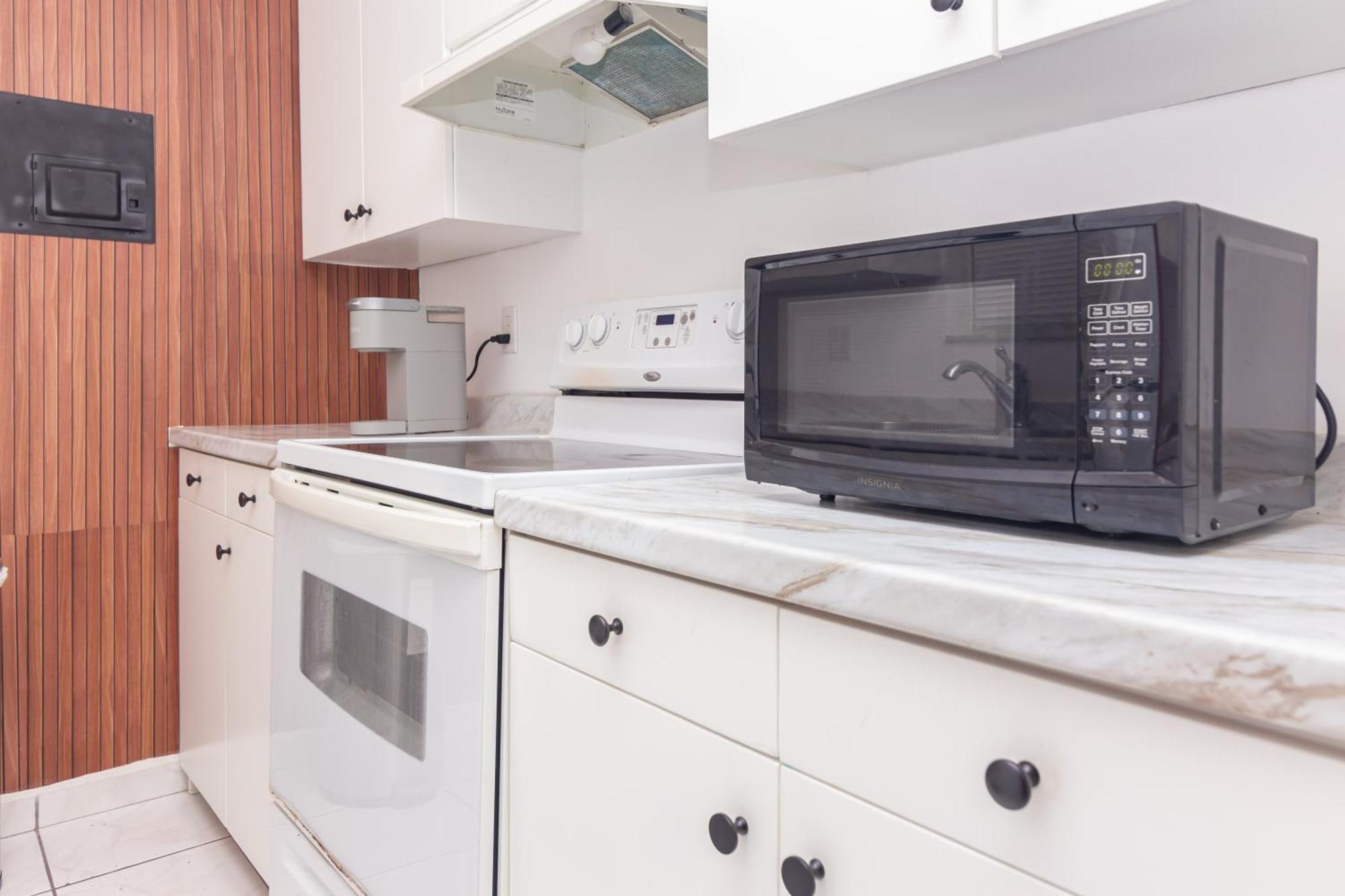 One Bedroom Apartment - With Parking & Balcony - Heart Of Wynwood Маямі Екстер'єр фото